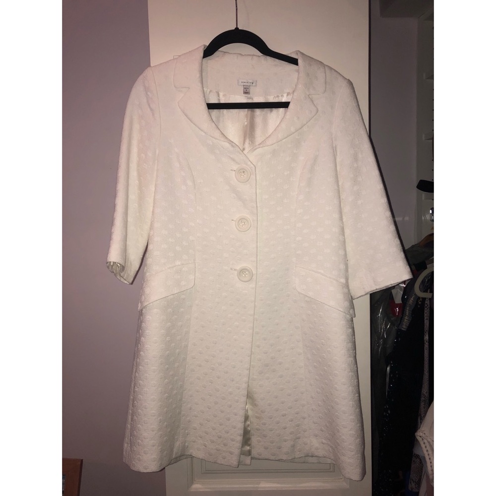 Semantiks white coat